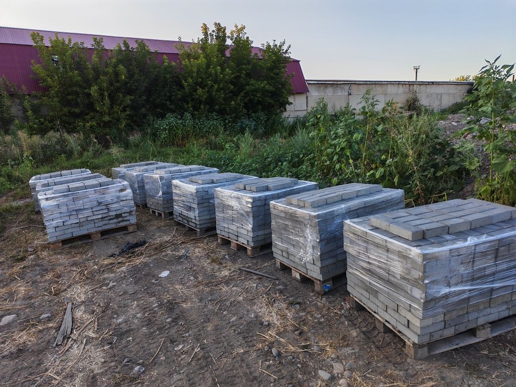 Продам тратурную плитку