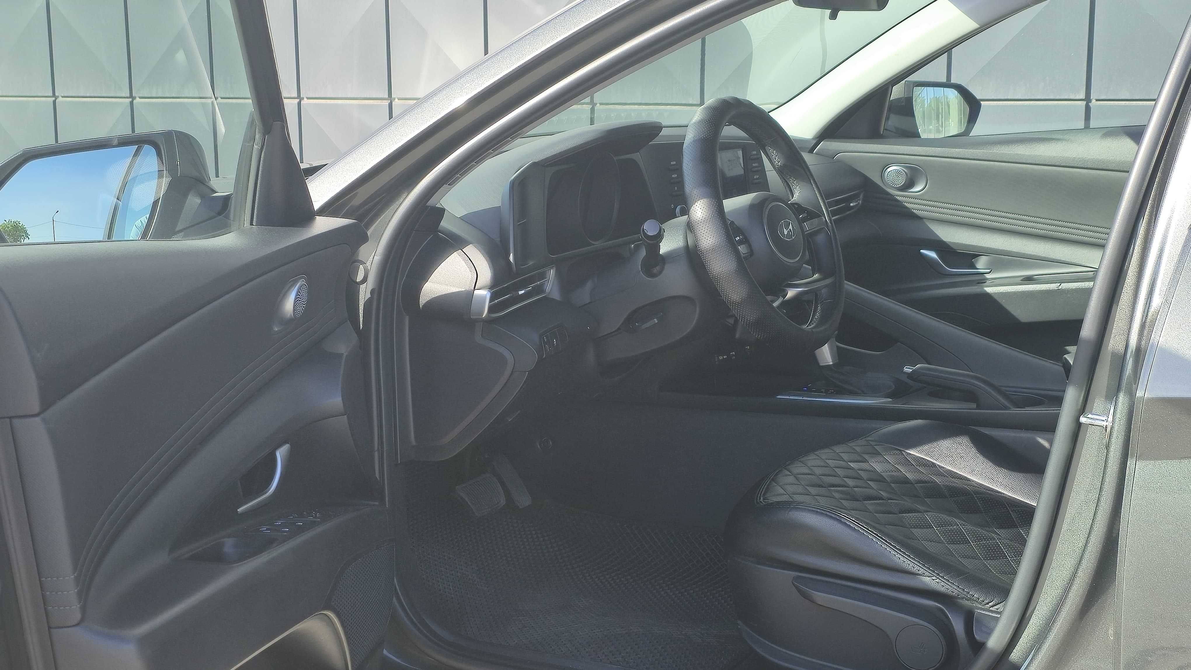 Hyundai Elantra БЕЗ ВОДИТЕЛЯ. Прокат авто. Аренда авто. Аренда машин.