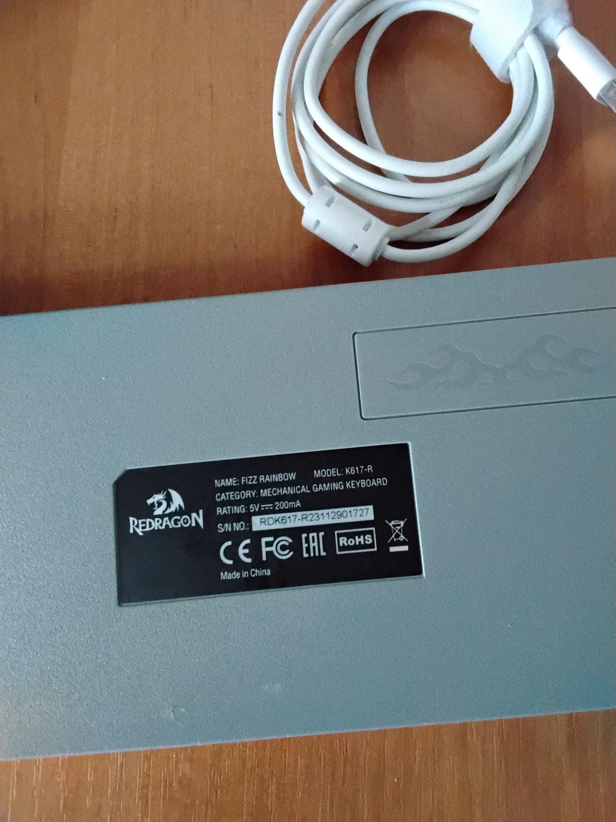 Продам клавиатуру Redragon