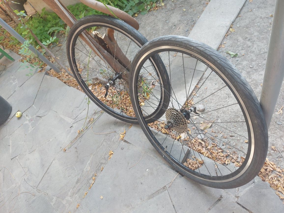Продам колеса 700c GIANT ESCAPE