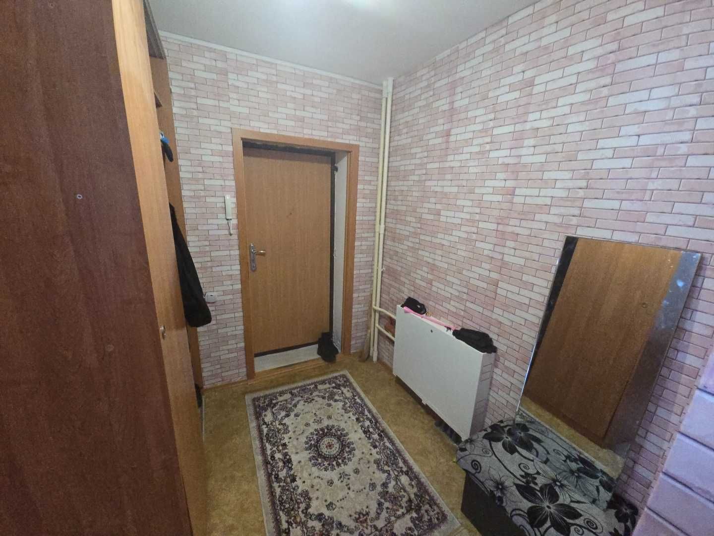 Продам двухкомнатную квартиру в районе Береке