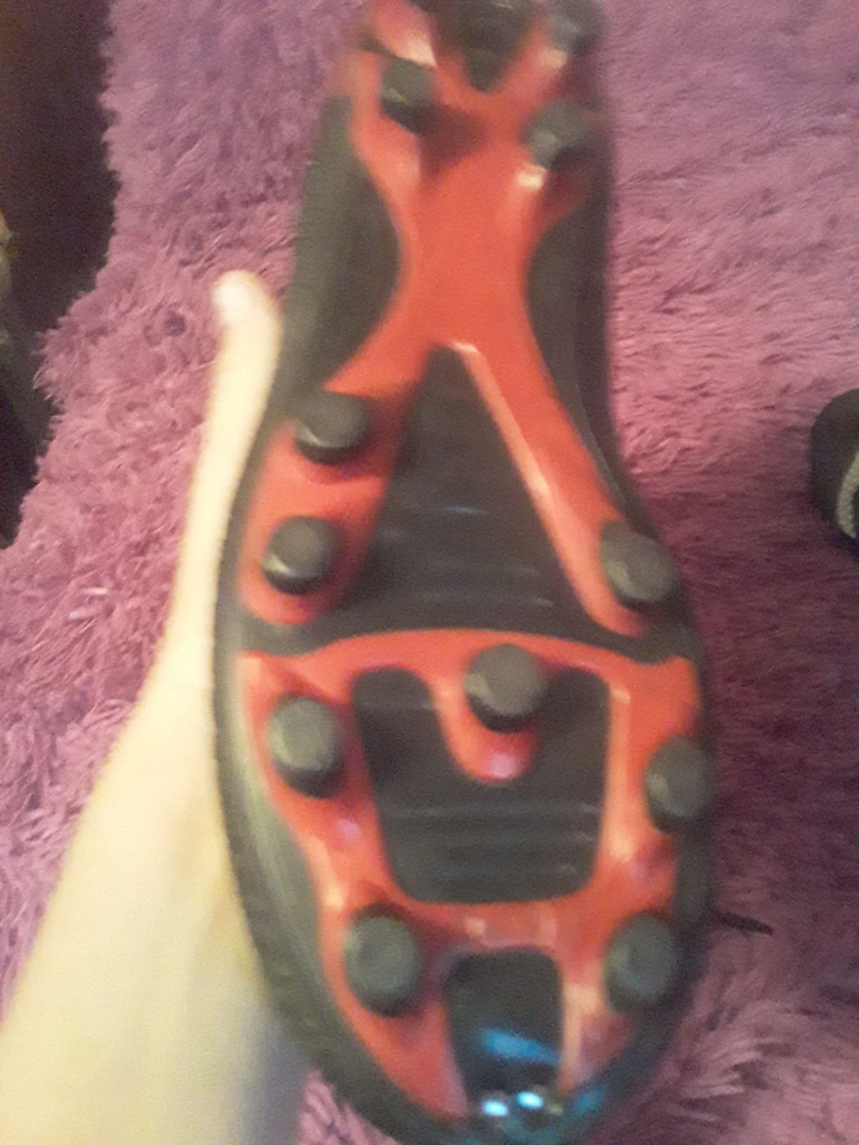 Продам бутсы predator  37.5