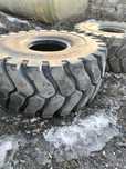 Продам резину Michelin 4штуки б.у. в ОТС на погрузчик