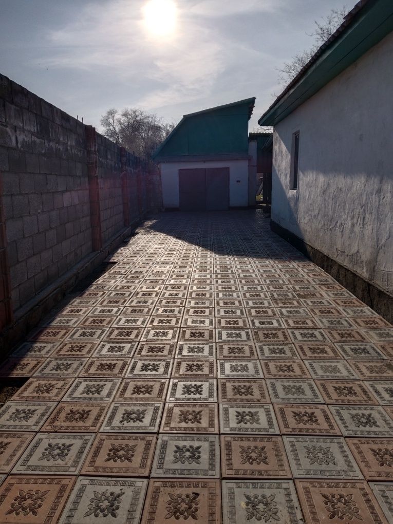 Продам дом срочно! Со всеми условиями!