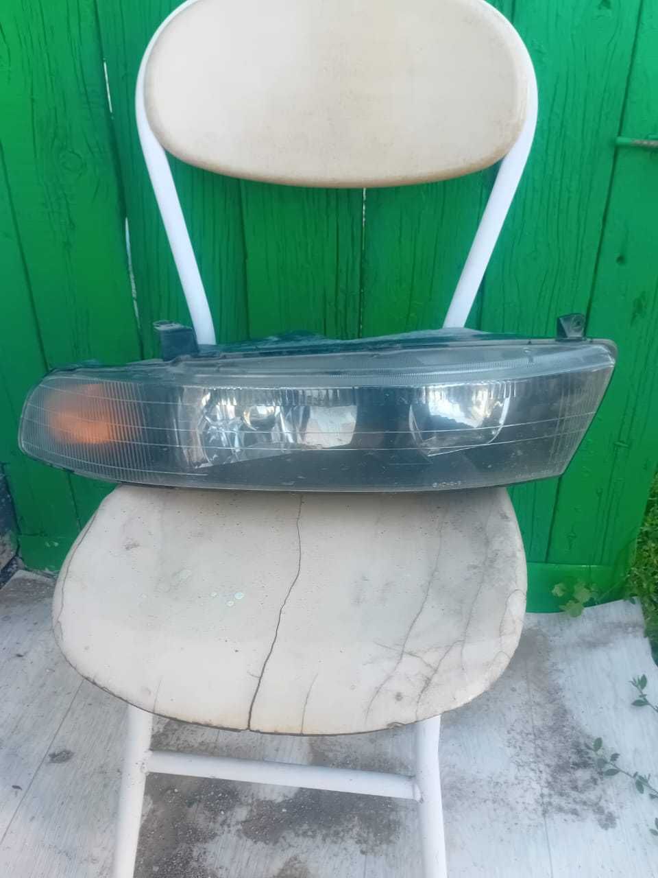 Правая фара Mitsubishi Legnum/Galant 8