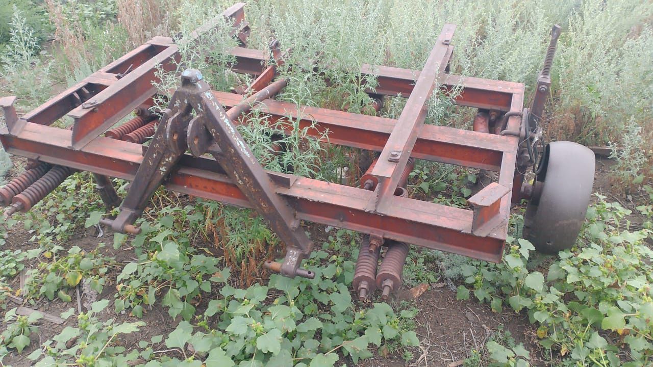 Трактор Т 40, культиватор