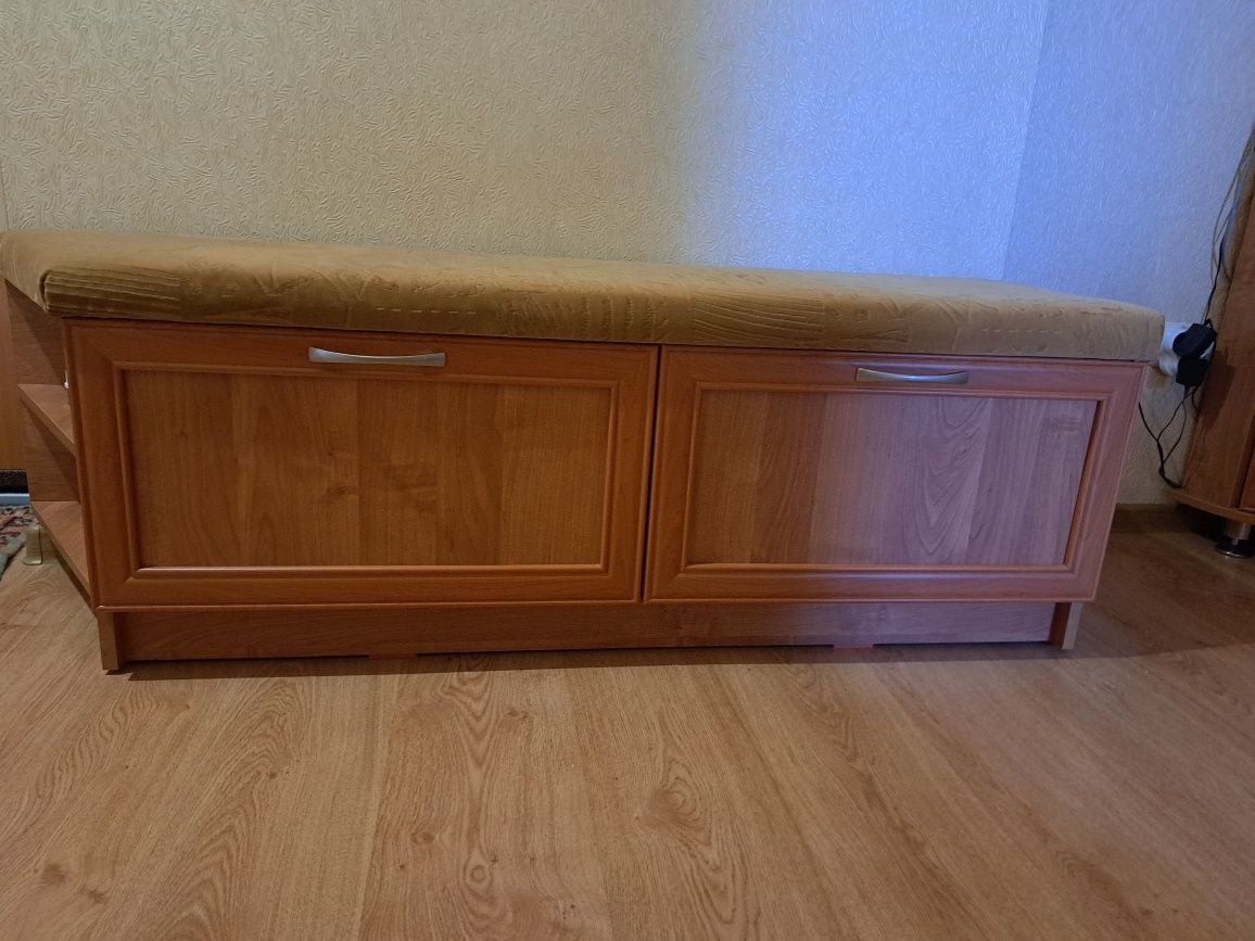Обувница, полки для обуви с сиденьем, угловая полка