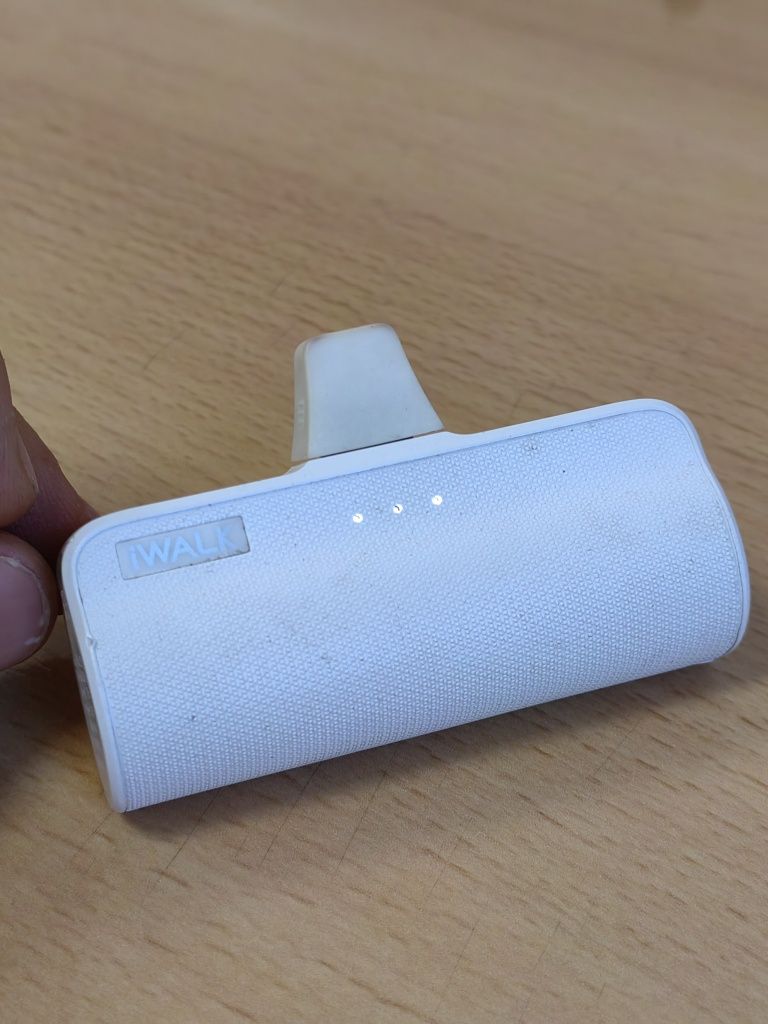 Продам powerbank для IPhone