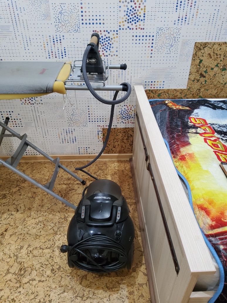Пылесос TUTTOLUXO 6SB ZEPTER с паровым утюгом
