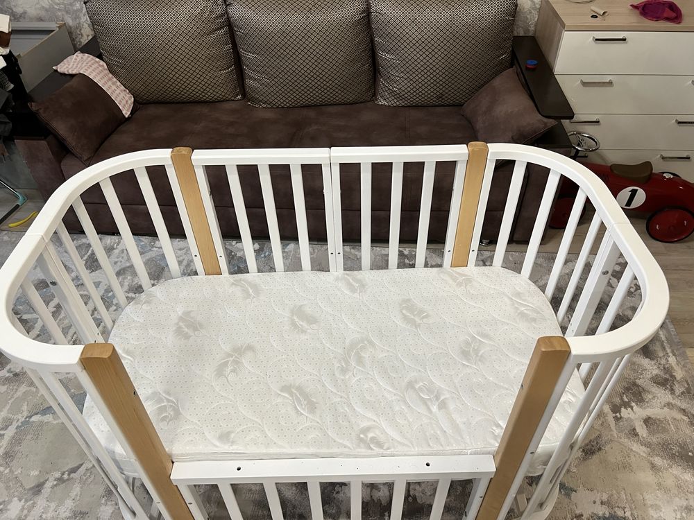 Продам детскую кроватку