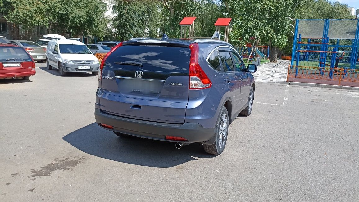 Автомобиль Хонда СРВ