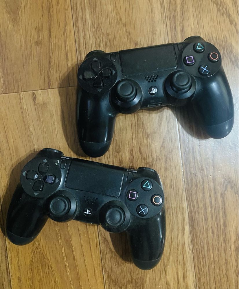 Ps 4 pro  хорошое состояния