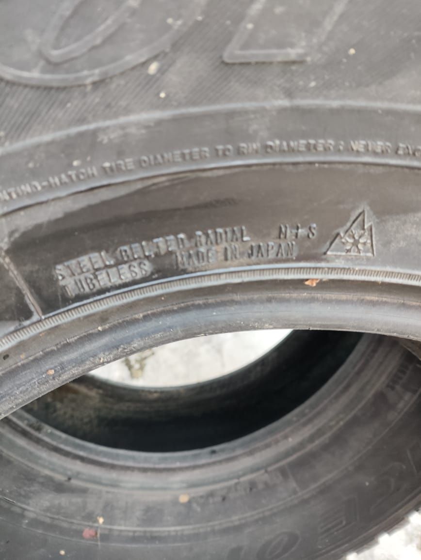 Продам резину 235/65/17.    285/65/17.