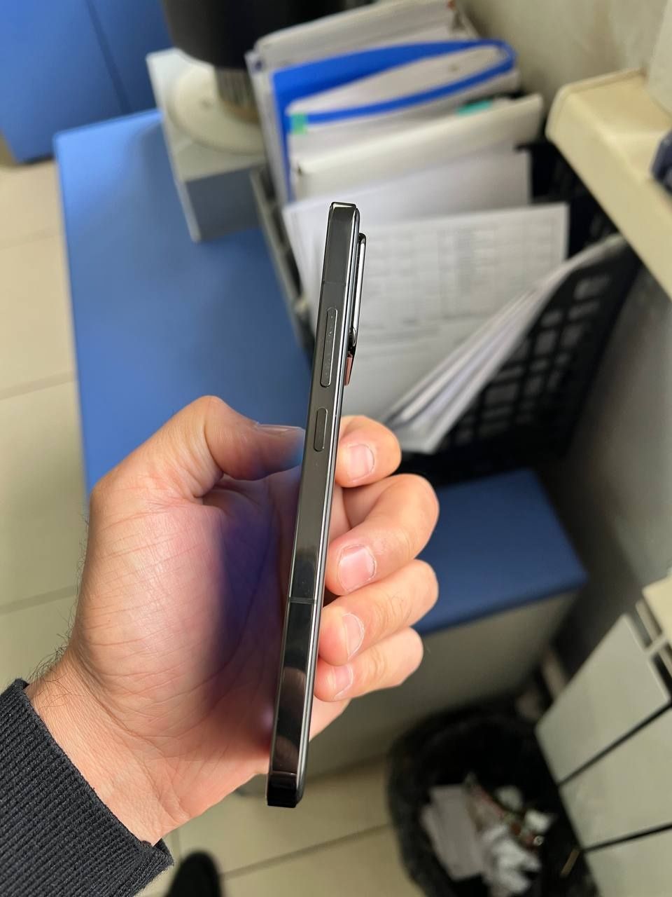 Продам Xiaomi 13 12/256