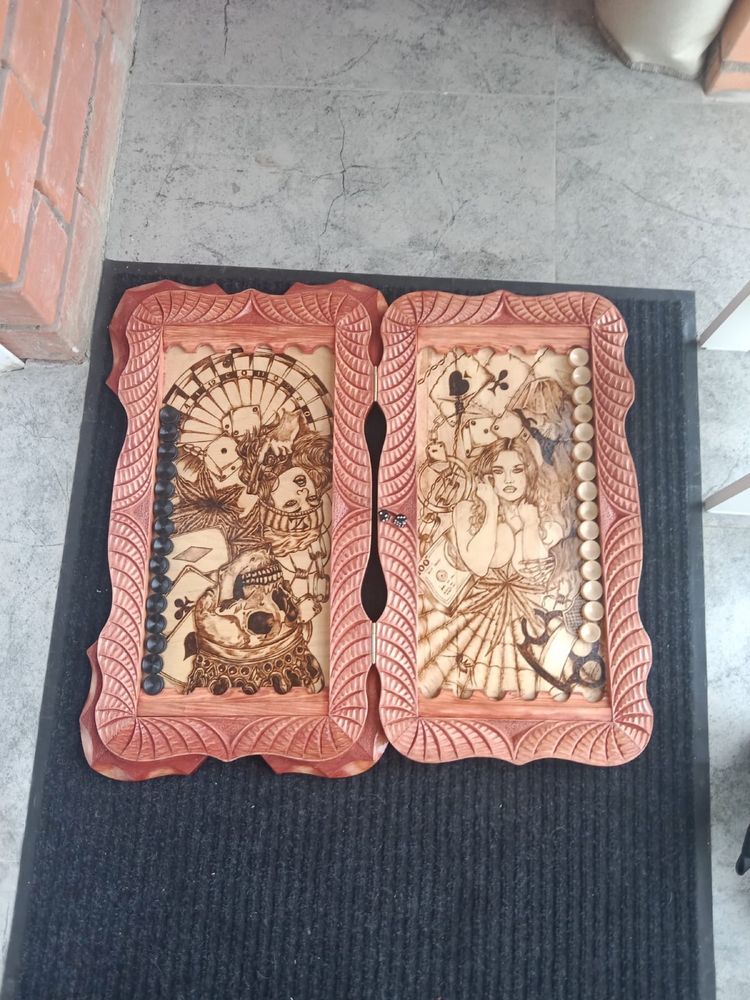 Продам нарды резные
