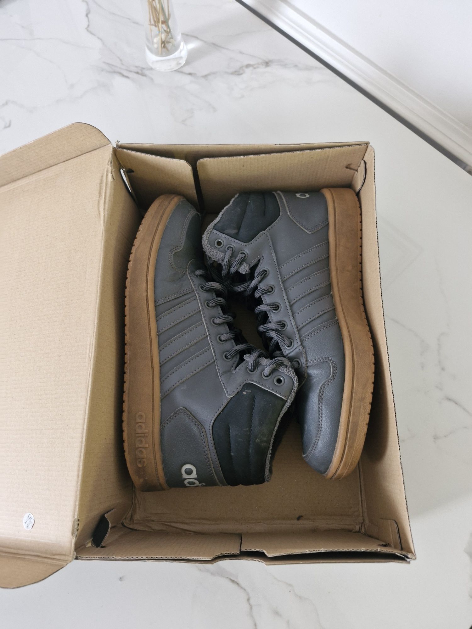 Кроссовки adidas Hoops 2.0 Performanсе серый 43