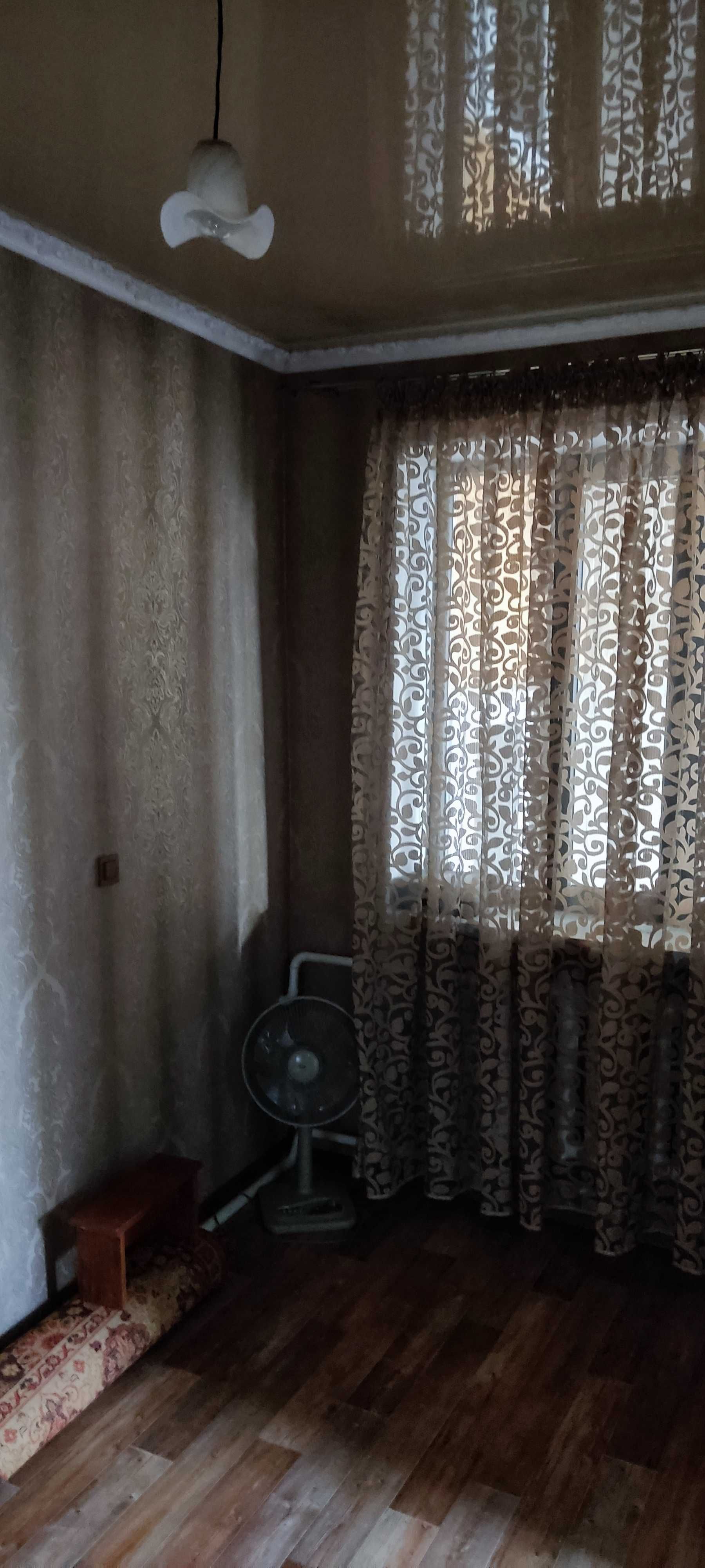 Дом 8 комнат. В районе сахзавода (по Сорокина в сторону Таласа).