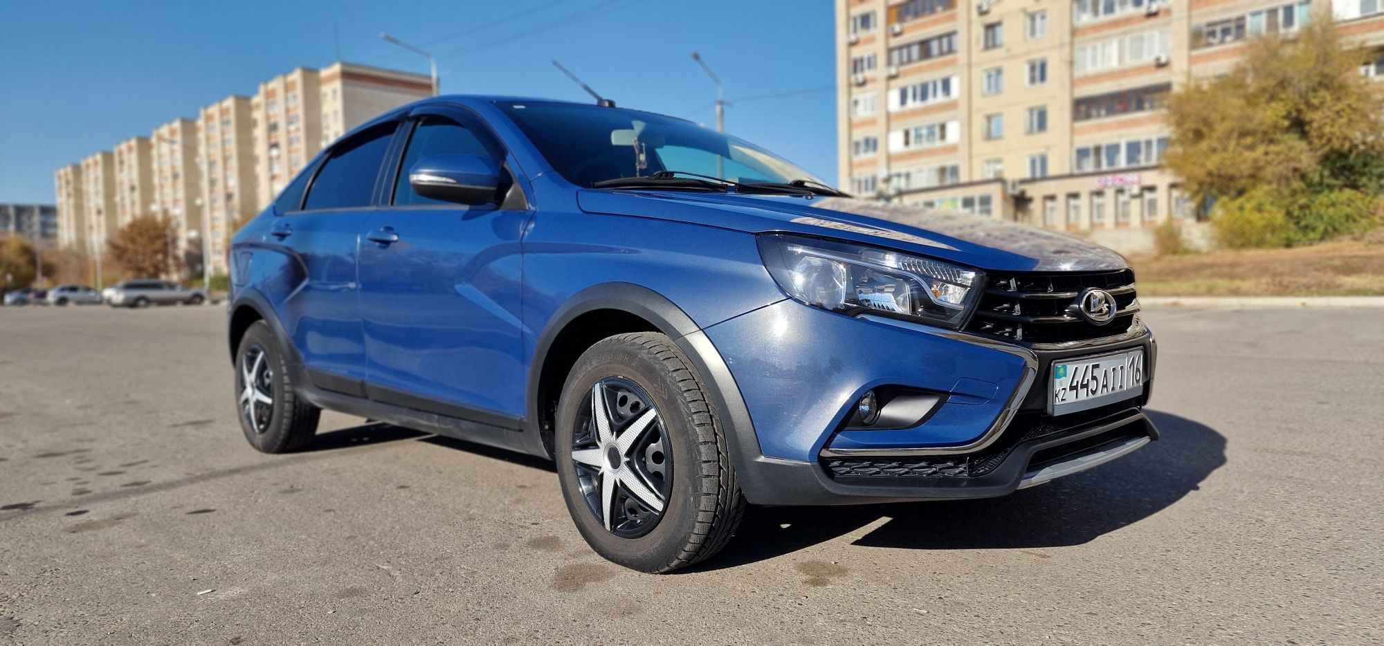 Lada vesta cross