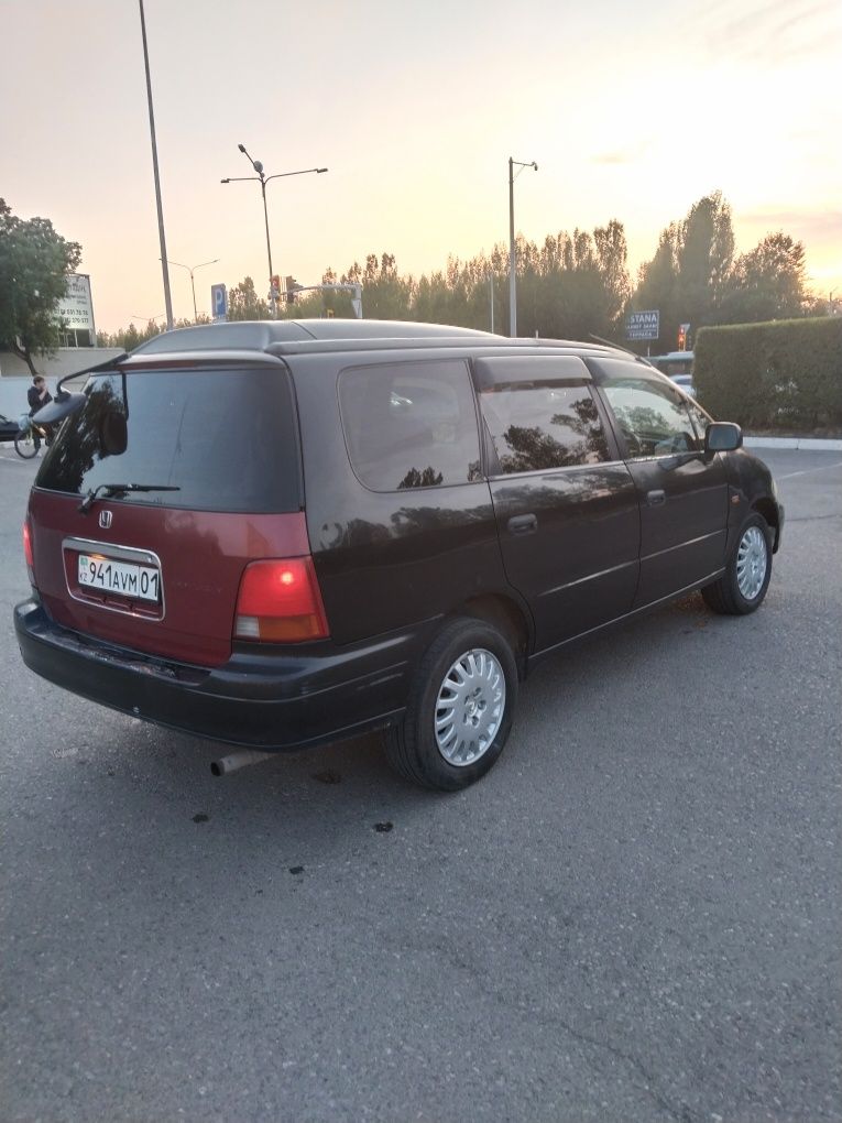 Хонда Одиссей в аренду