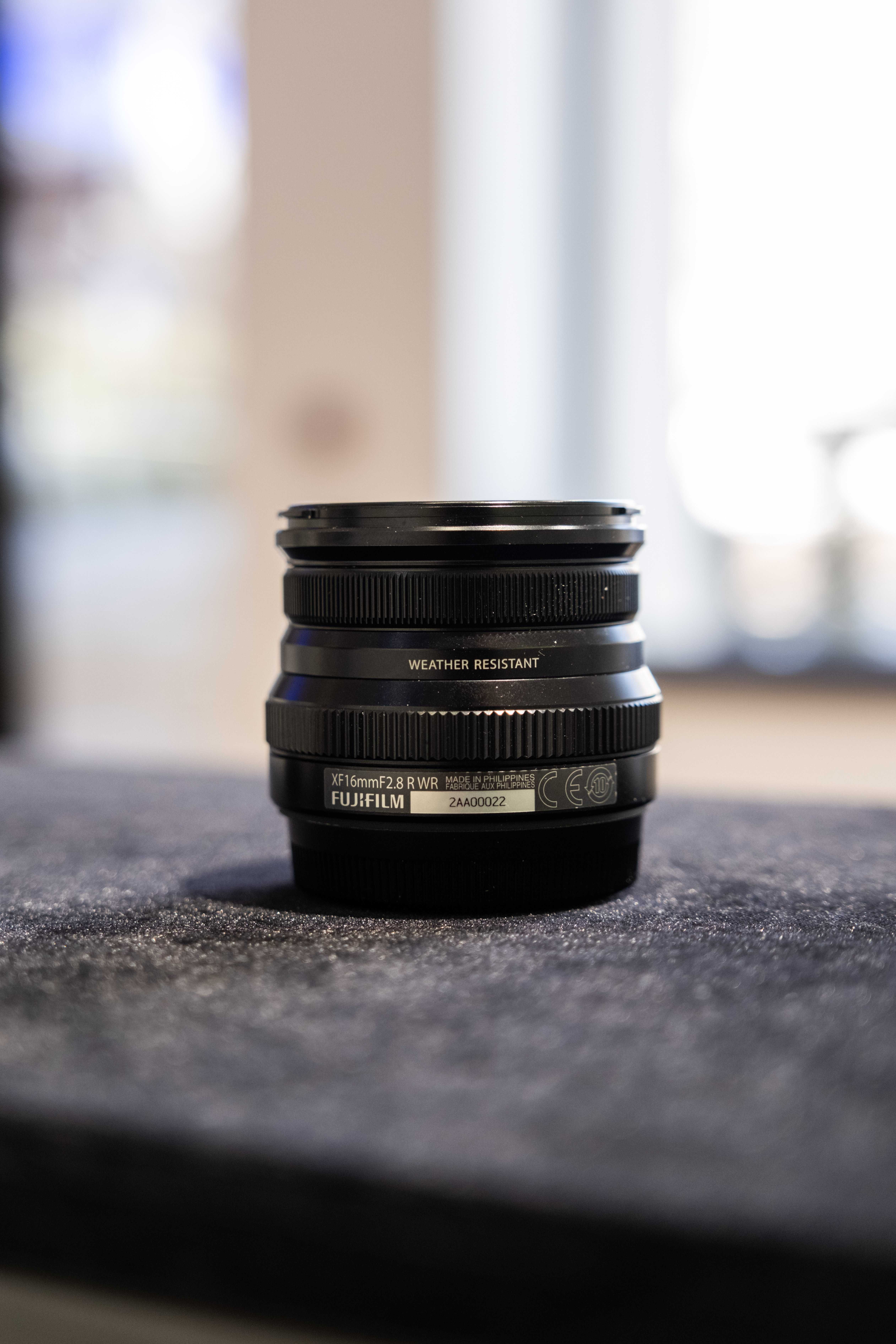 FUJIFILM XF 16mm f/2.8 R WR Lens Черный Б/У