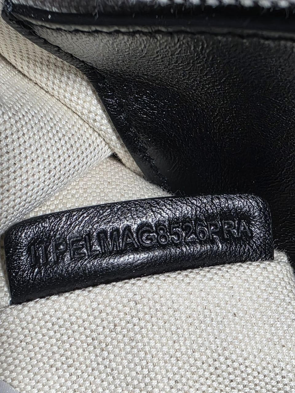 BURBERRY Lola чёрно-белая стёганая сумка через плечо ("недл-панч")