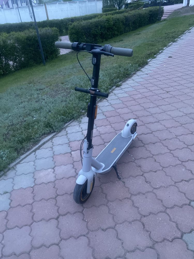 Электросамокат Ninebot KickScooter Max G30LP