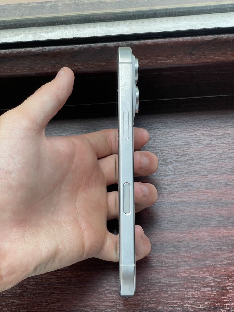 Iphone 16 pro,128