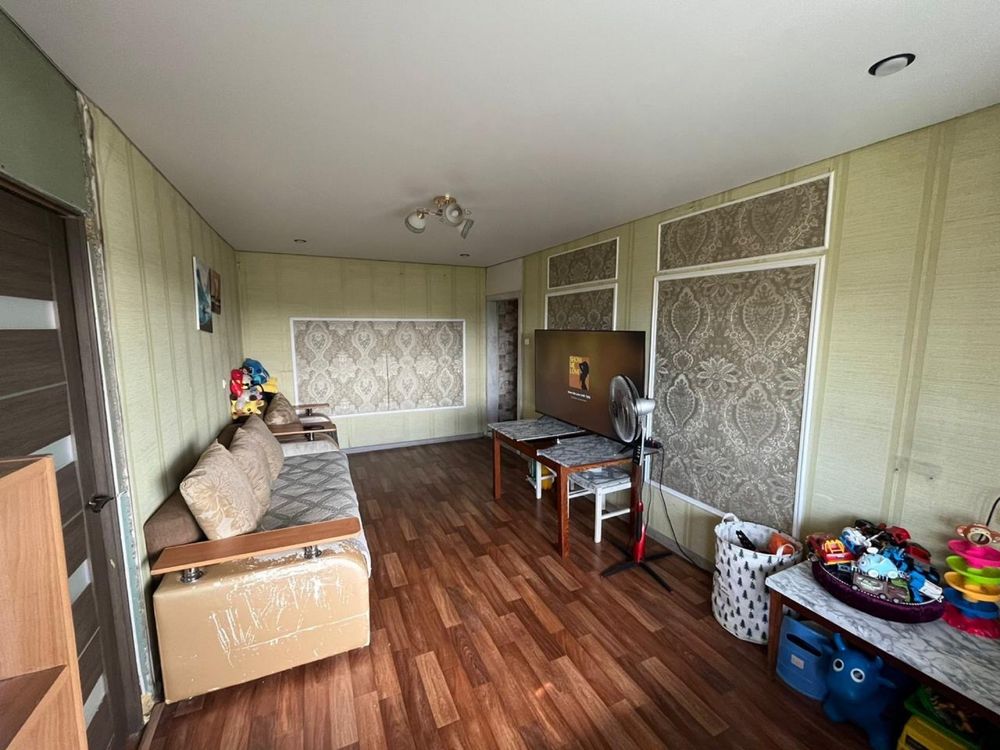 Продам квартиру в районе цемпоселка
