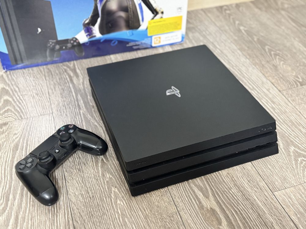 ПРОДАЖА / ОБМЕН: PlayStation 4 Pro + 3 Игры