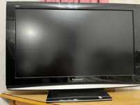 ТВ Panasonic Viera 37дюймов, длина 82, ширина 47. Цена 50000 тенге