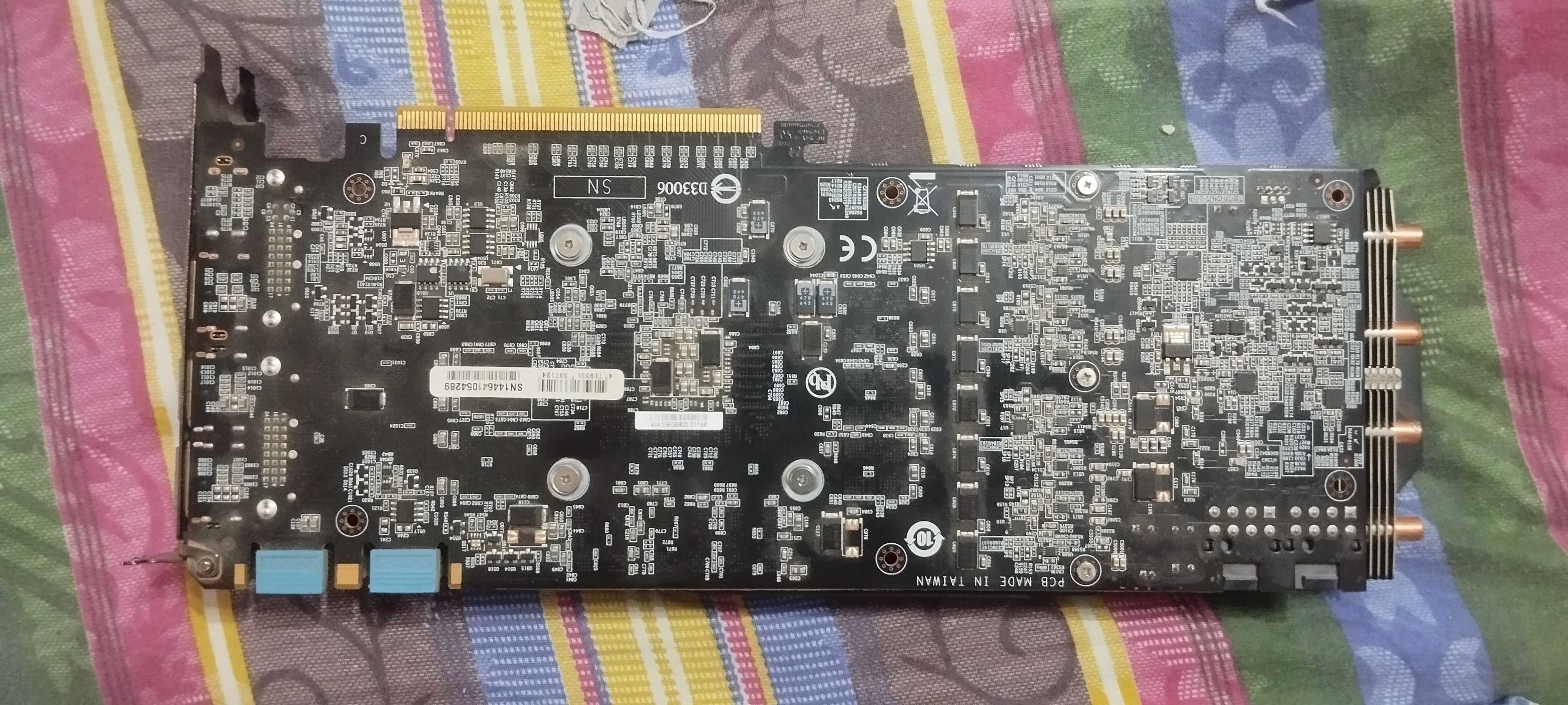 Gigabyte NVIDIA GeForce GTX 980, 4 GB (GV-N980WF3OC-4GD)