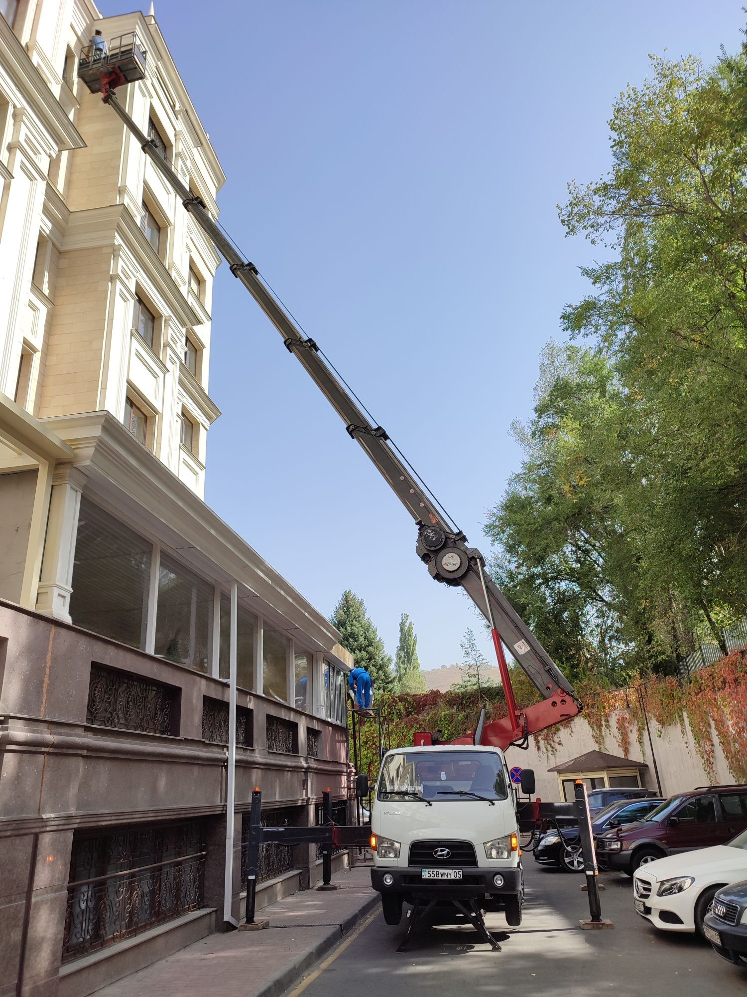 Аренда Автовышка кобра 12м,15м,17м,22м,24м,26м,28м