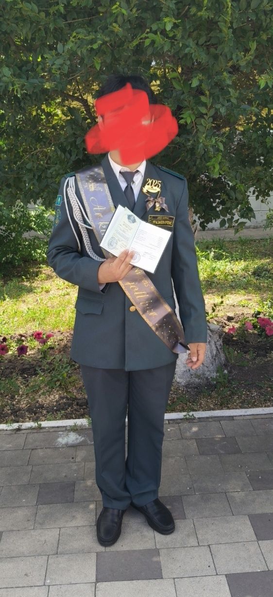 Продам парадную форму б/у