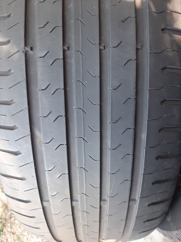Продам шины 225/50/17 континенталь