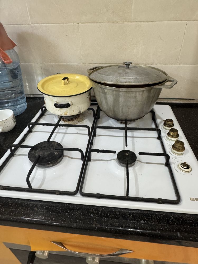 Продам  кухный гарнитур бу