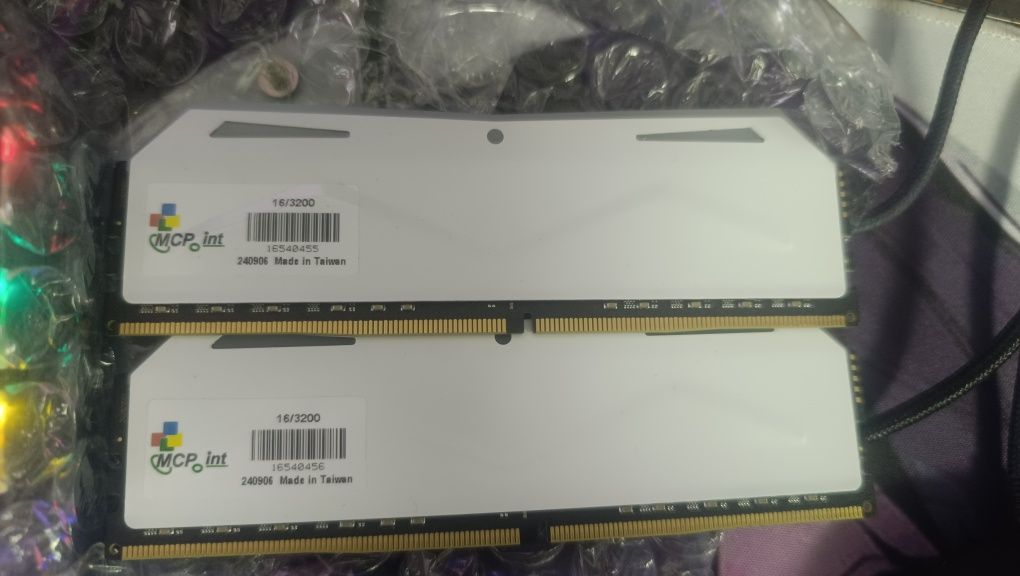 Цена за две DDR4 2x16gb 3200 XMP