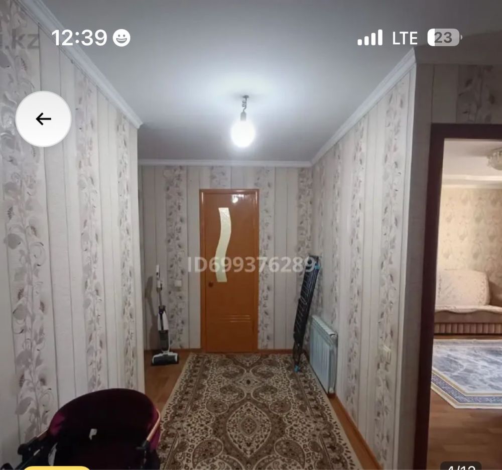 Продается 2 х комнатная квартира Жайсан 6 кв 60