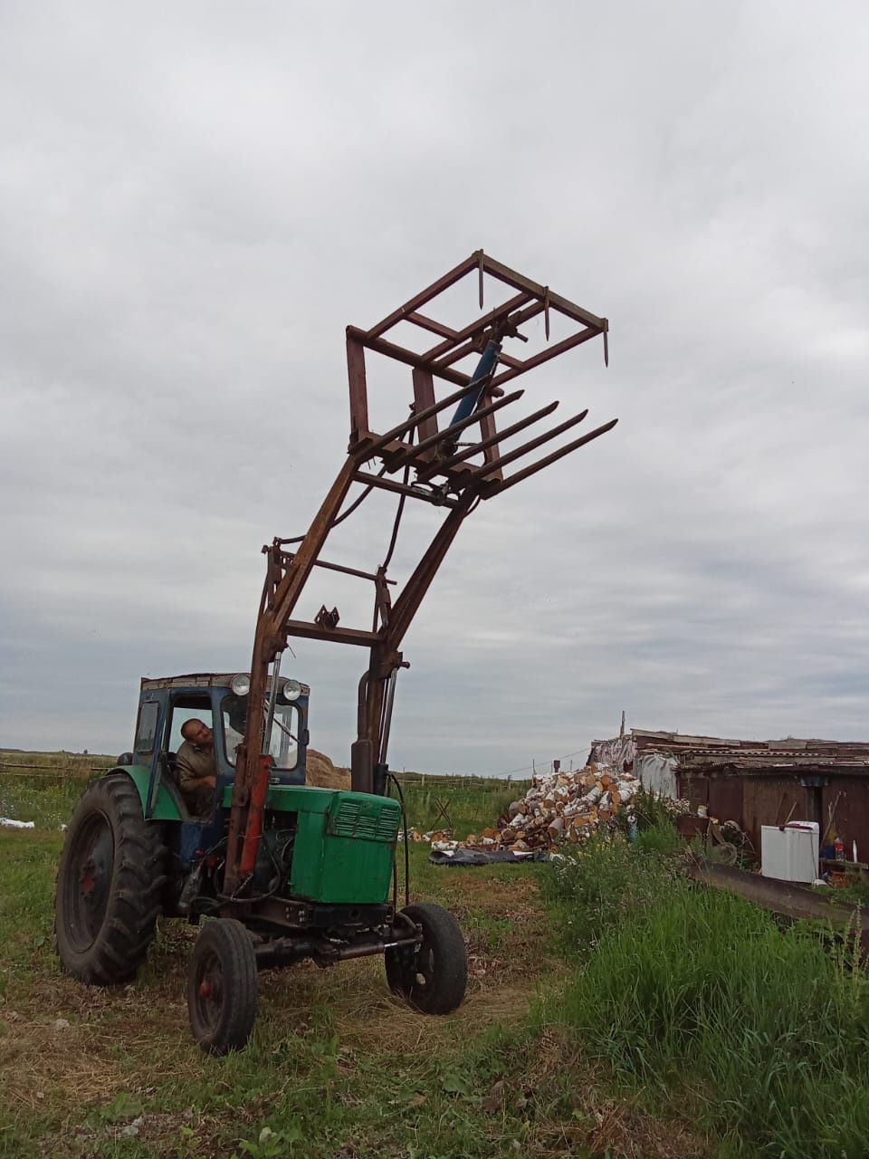 Продам т-40 с кунам