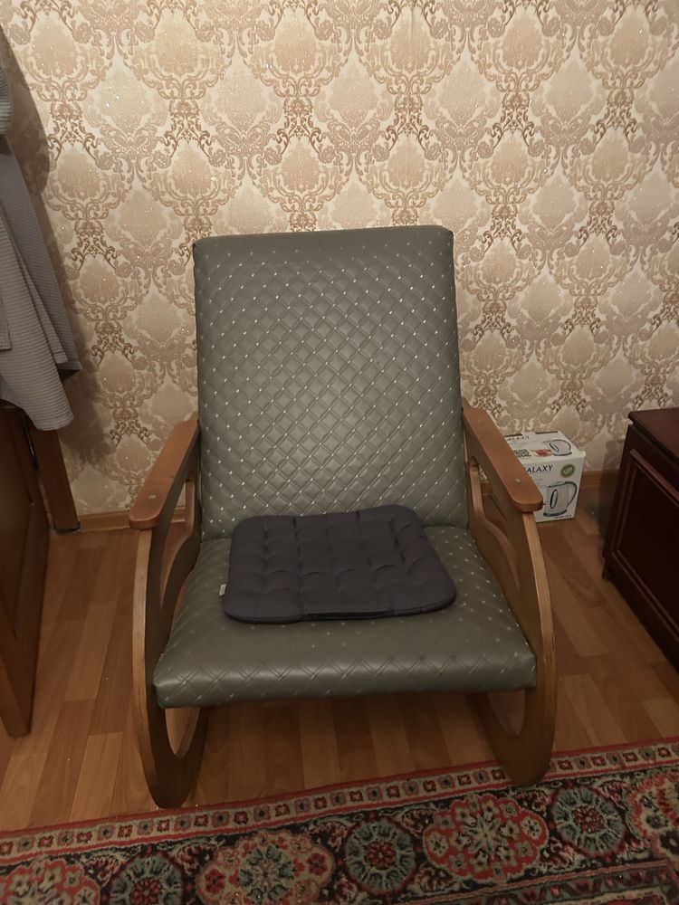 кресло качалкаа