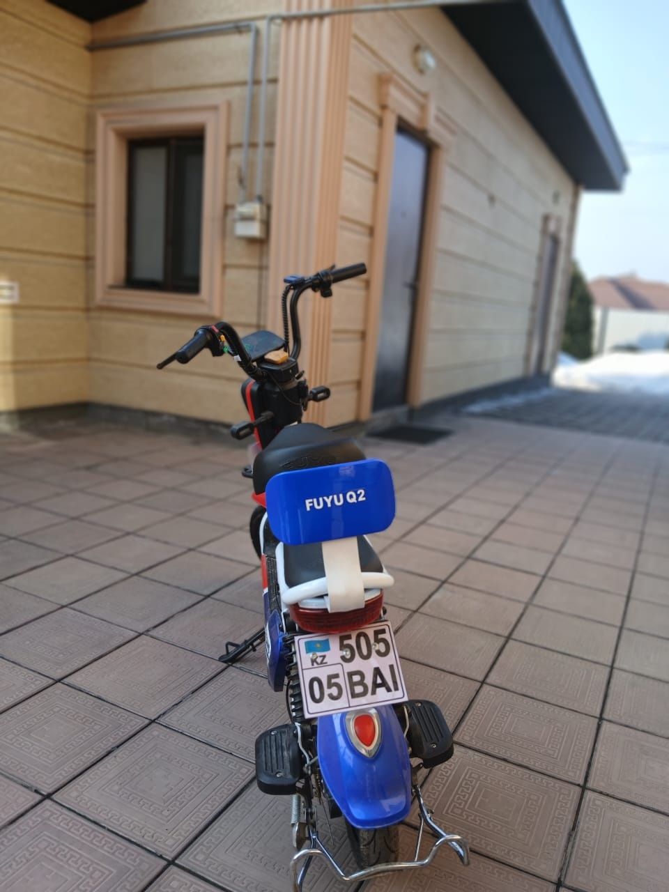 Продам электро скутер.FUYU Q2