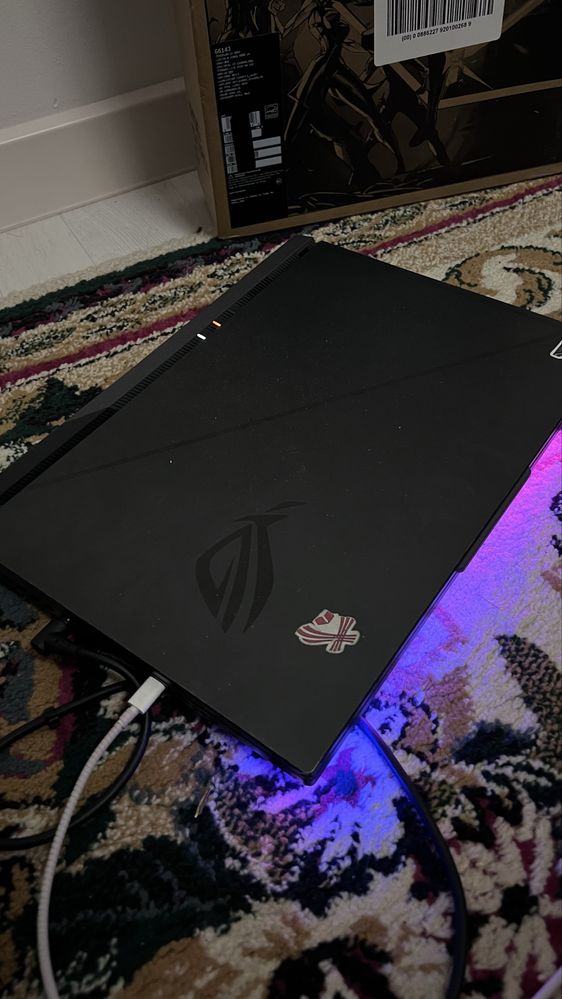 ASUS ROG STRIX g16 core i-7 RTX 4060
