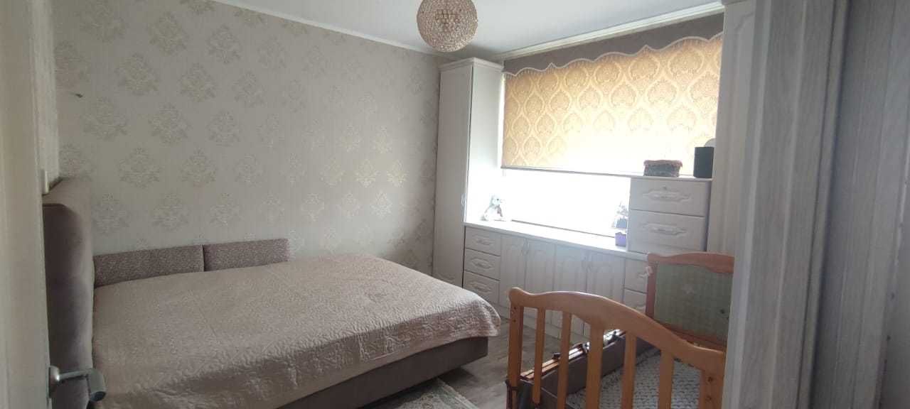Срочно продам 4-х комнатную квартиру в мкр. Дружба