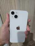 Iphone 13 white.