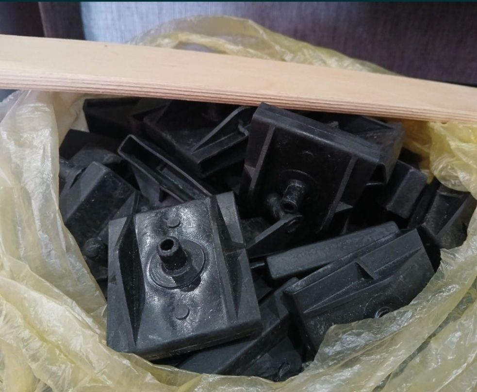 Продам разные мелочи, пенал детский