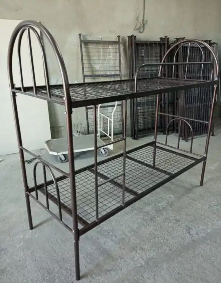 Металлические кровати