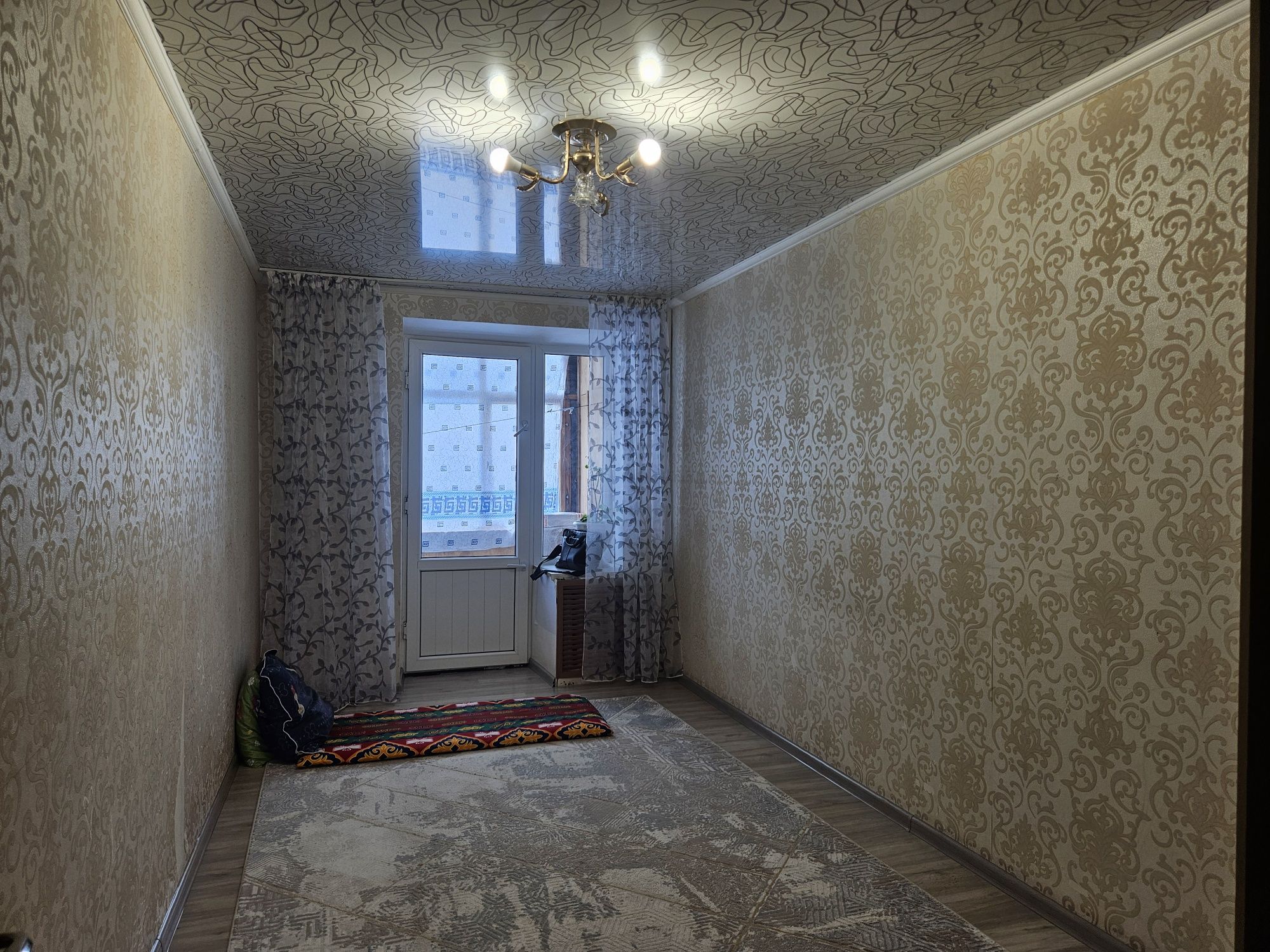 4х ком квартира район Универмаг (НТБ)