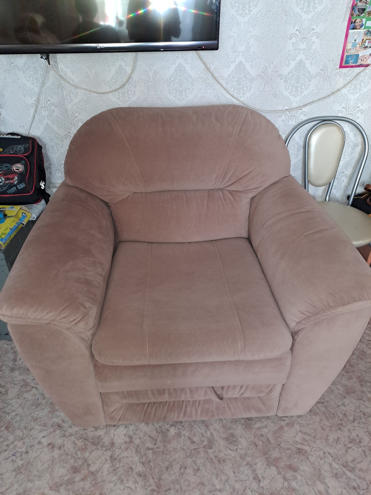 Продам мягкий уголок