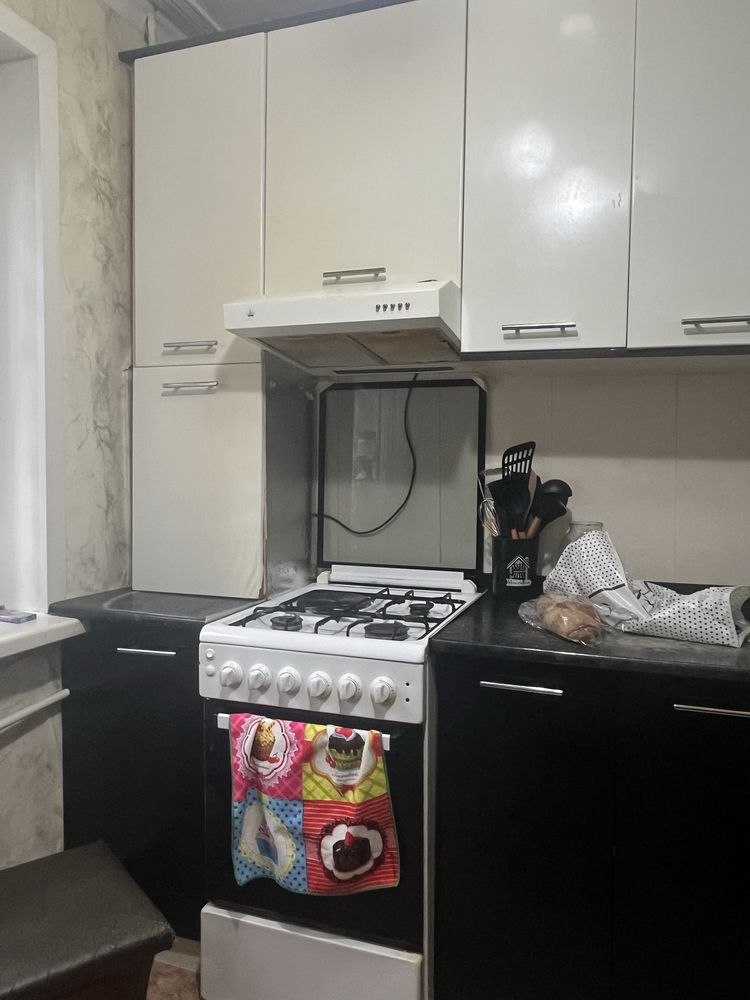 Продаю кухонный гарнитур