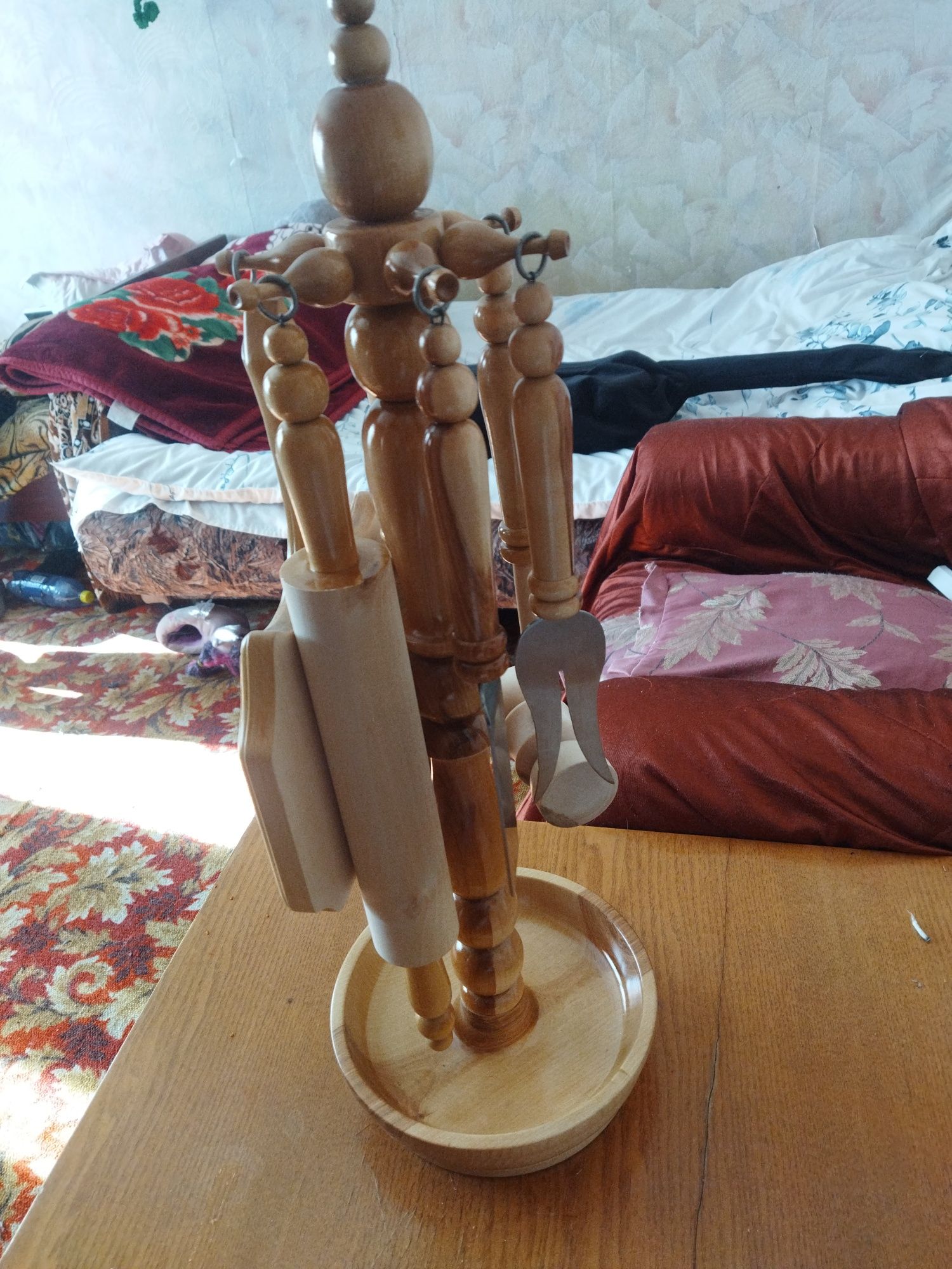 Кухонный набор. Цена договорная.