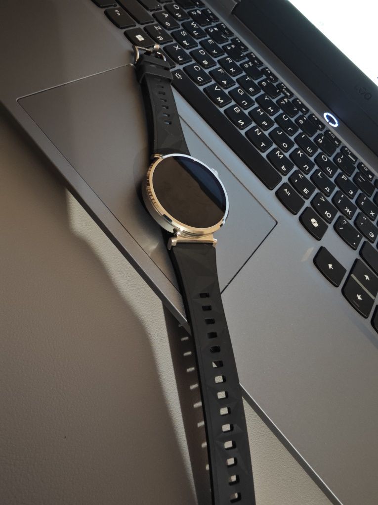 Продам умные часы Huawei Watch Gt 5, 41mm, черные